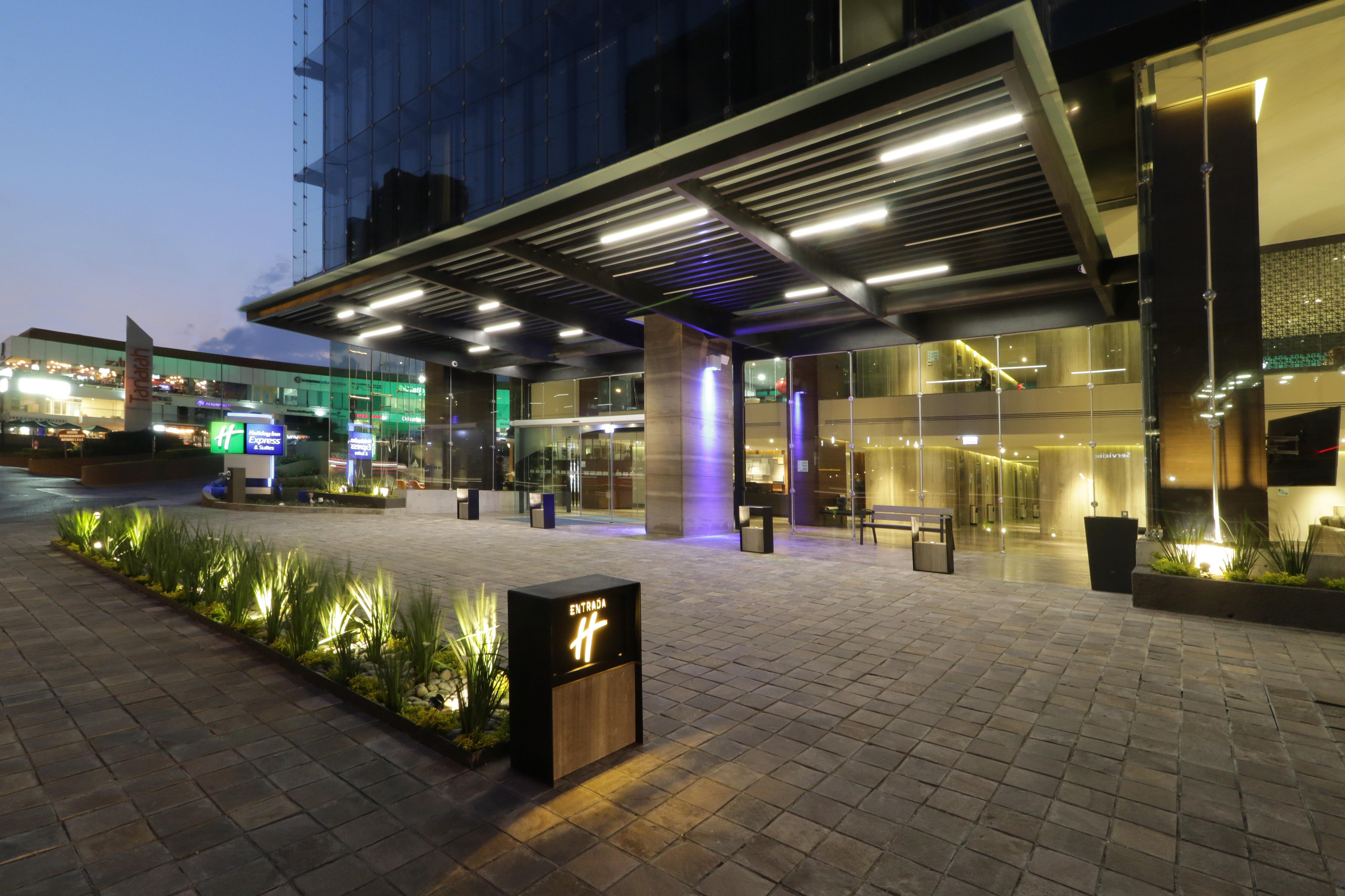 Holiday Inn Express & Suites Monterrey Valle By Ihg San Pedro Garza García Kültér fotó