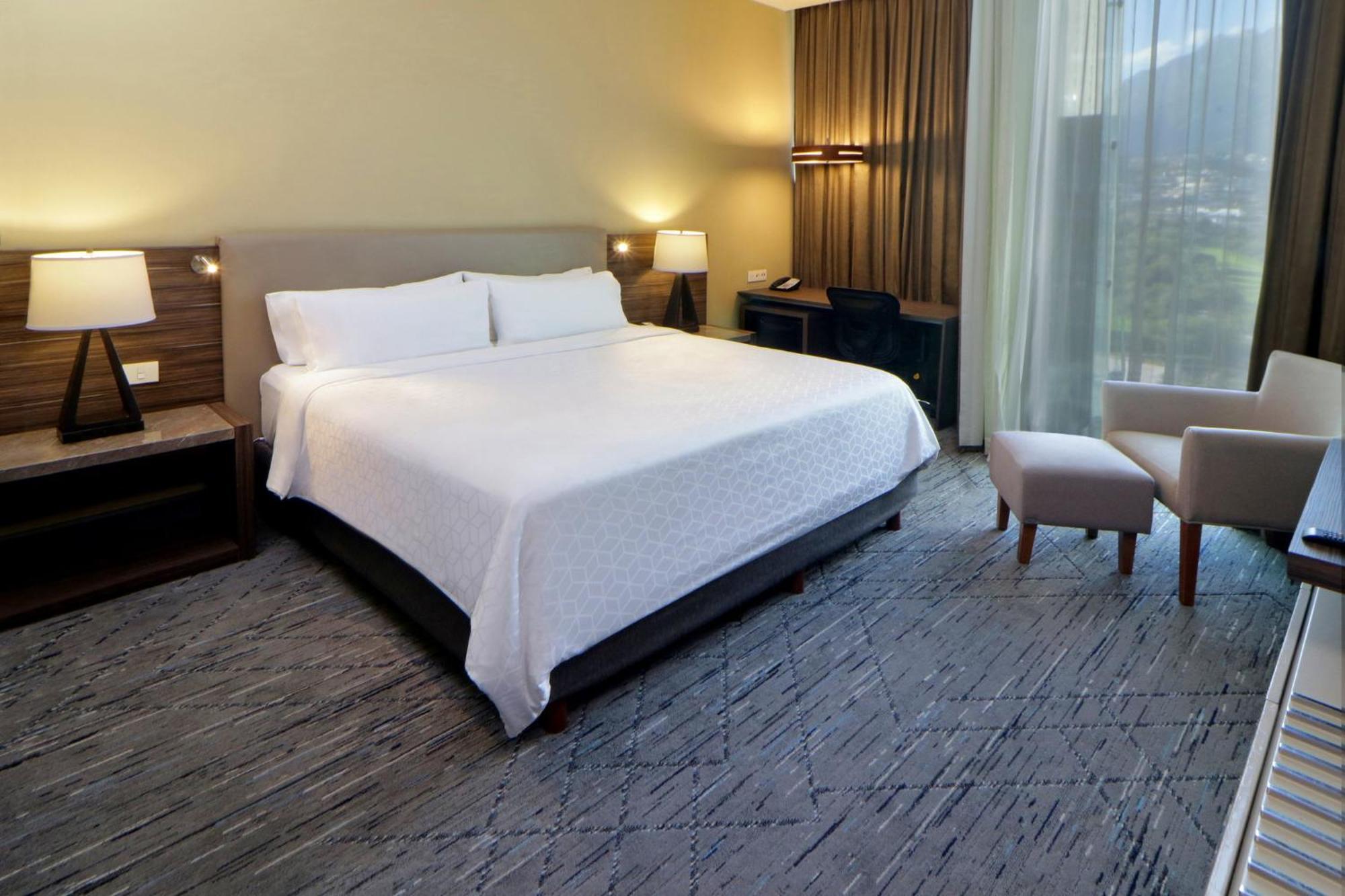 Holiday Inn Express & Suites Monterrey Valle By Ihg San Pedro Garza García Kültér fotó