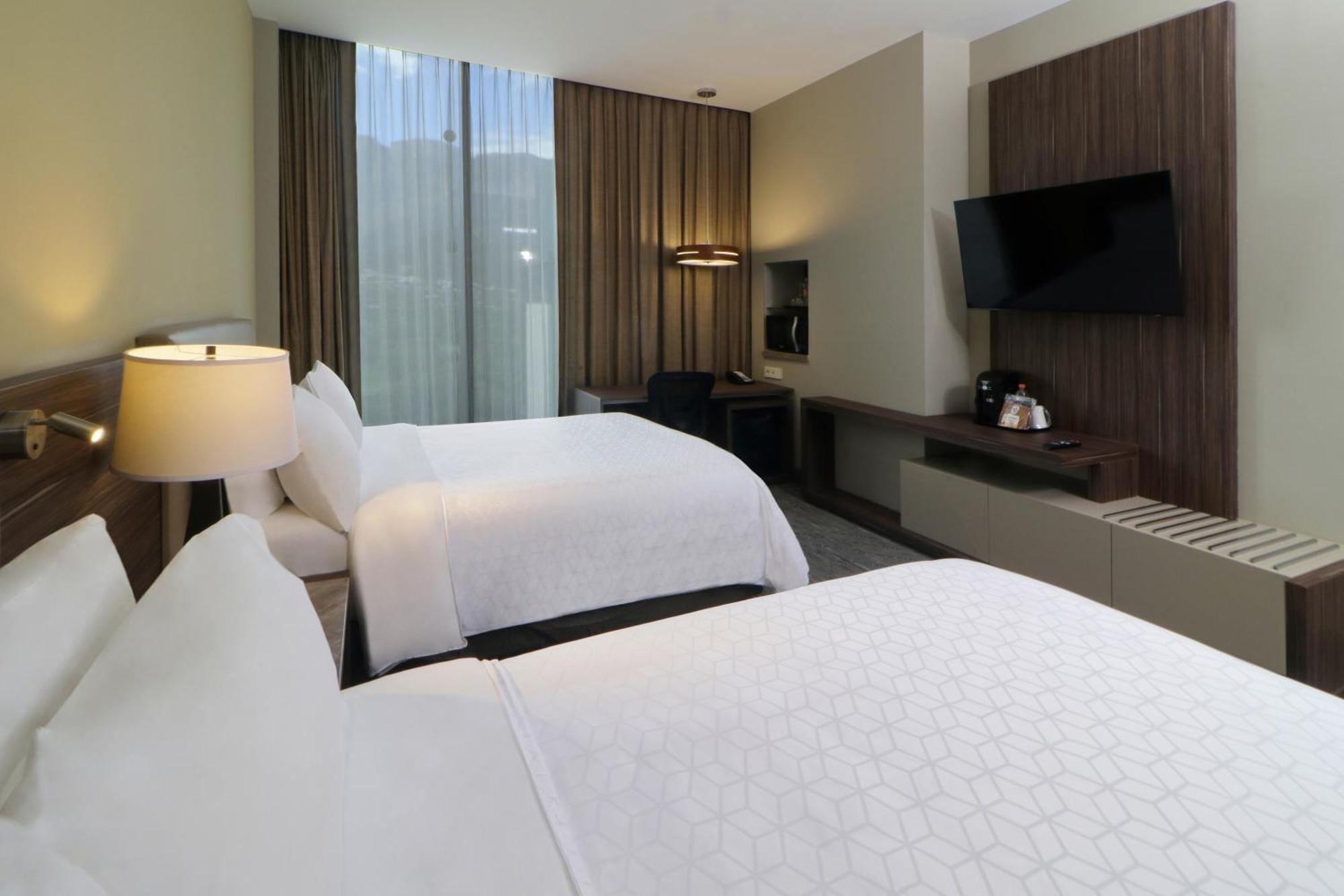 Holiday Inn Express & Suites Monterrey Valle By Ihg San Pedro Garza García Kültér fotó